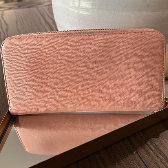 GUC Pink PRADA Bow Long Zippered Wallet - Picture 3 of 6